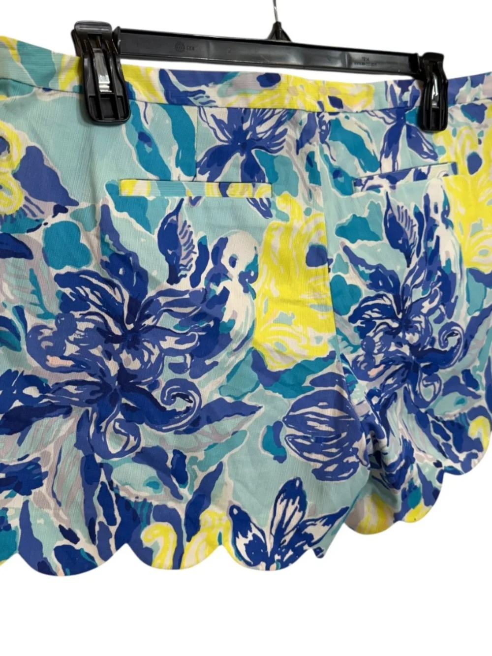 Lilly Pulitzer Magnolia Blue, Aqua & Yellow Floral Scalloped Shorts Sz. 16